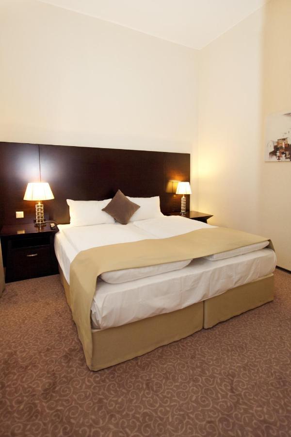 Double Room,1219507312:JPEG