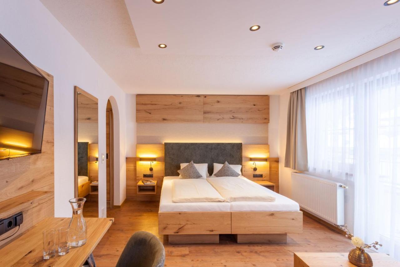 Double Room,1083526849:JPEG
