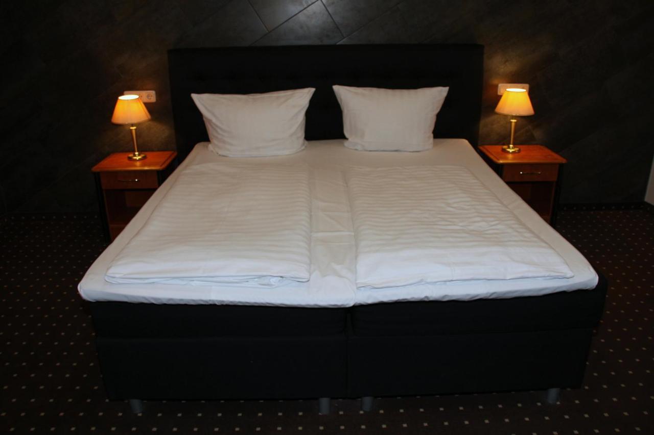 Double Room,1083862081:JPEG