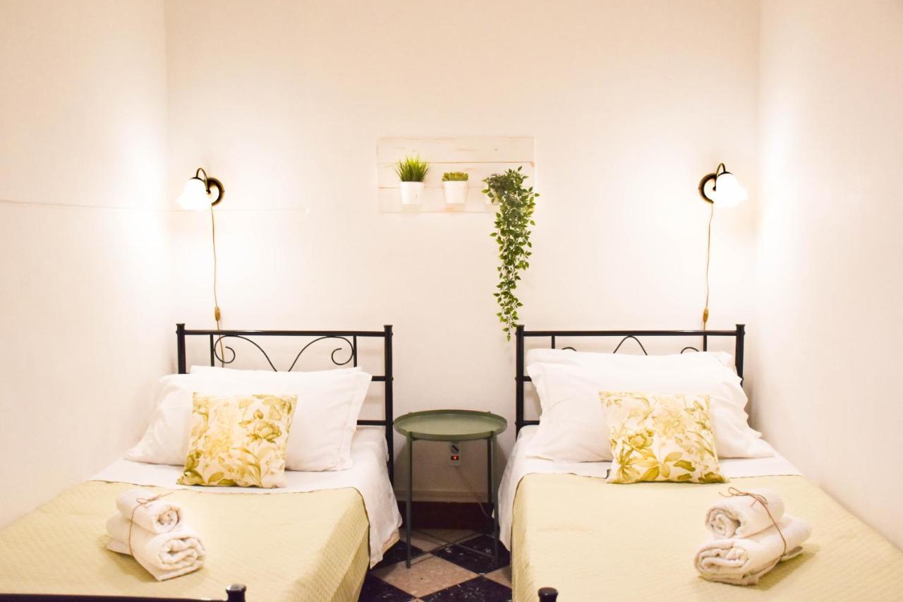 Twin Room,1089041056:JPEG