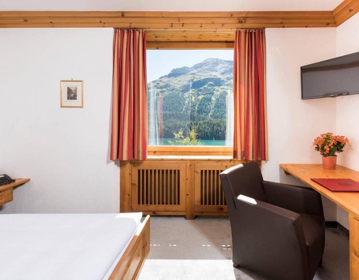 Single Room with Lake View