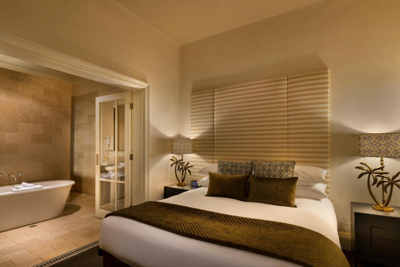 King Room with Spa Bath - Carousel