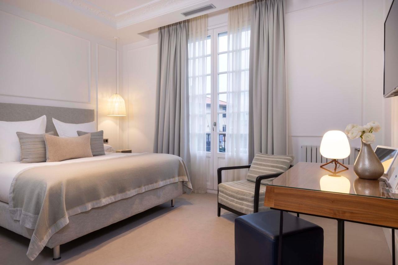 Large Double Room with Balcony,1181492293:JPEG