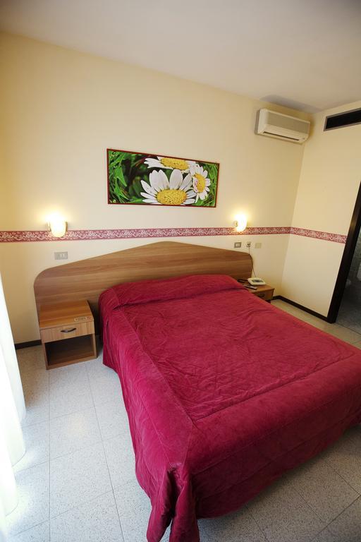 Dreibettzimmer