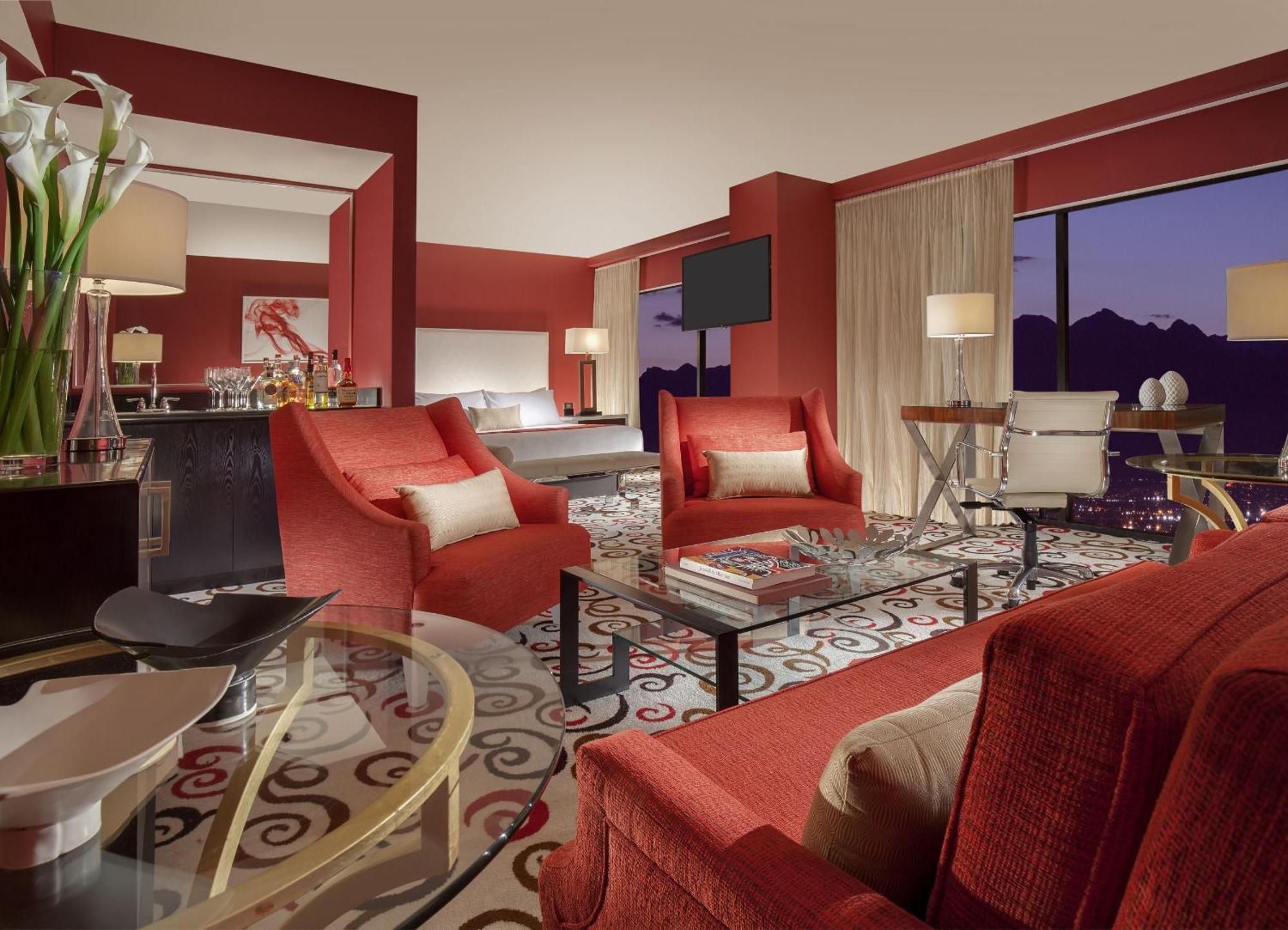 Suite King City