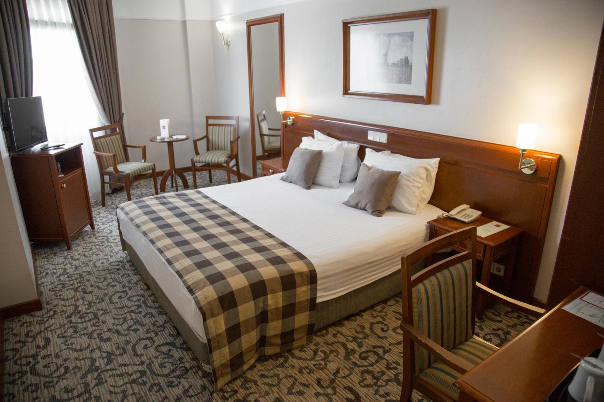 Standard Room,1126856157:JPEG