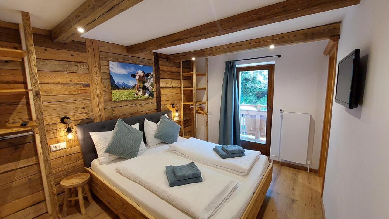 Two-Bedroom Apartment,1263419347:JPEG