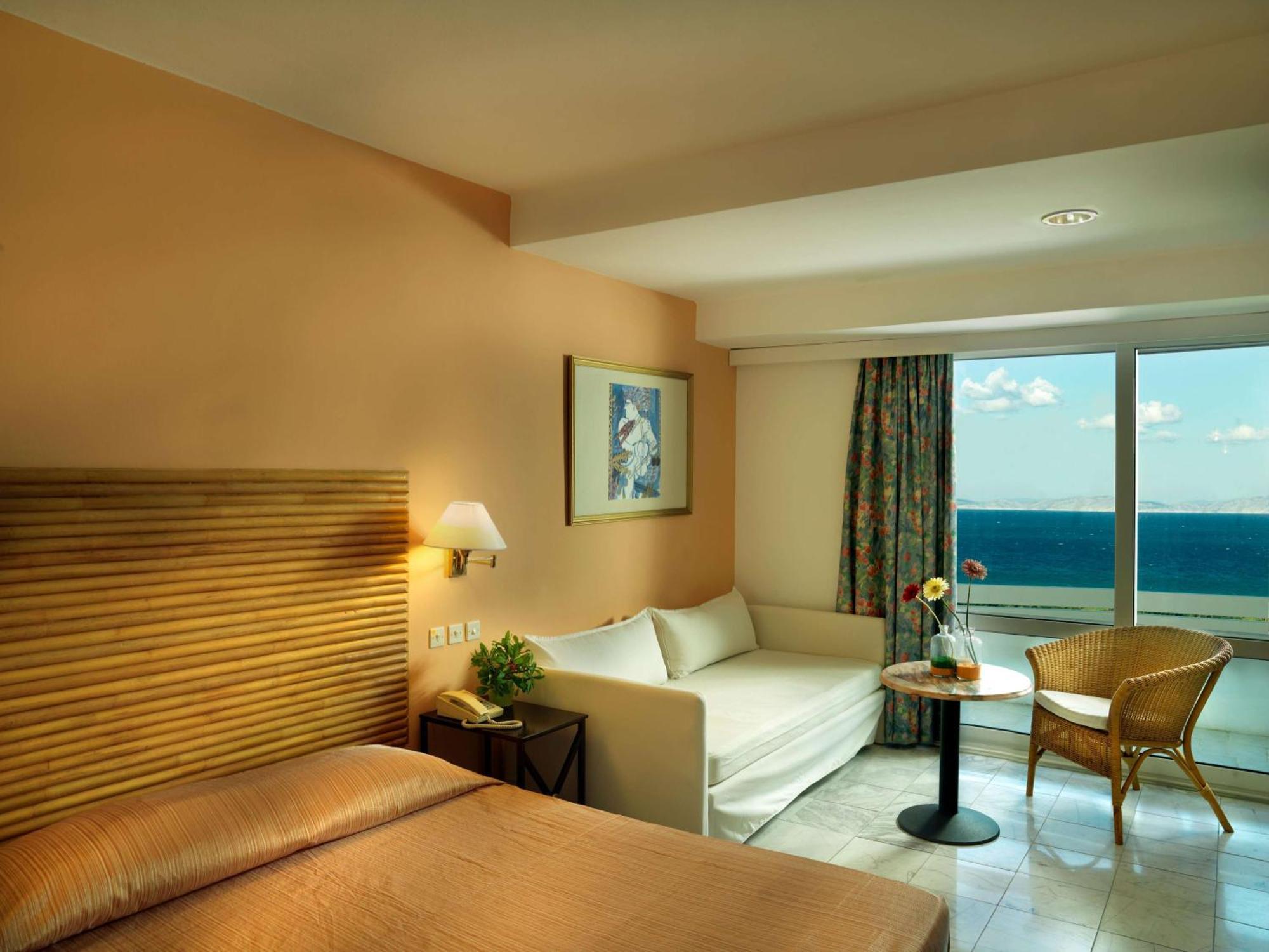 Chambre Double - Vue Partielle sur Mer