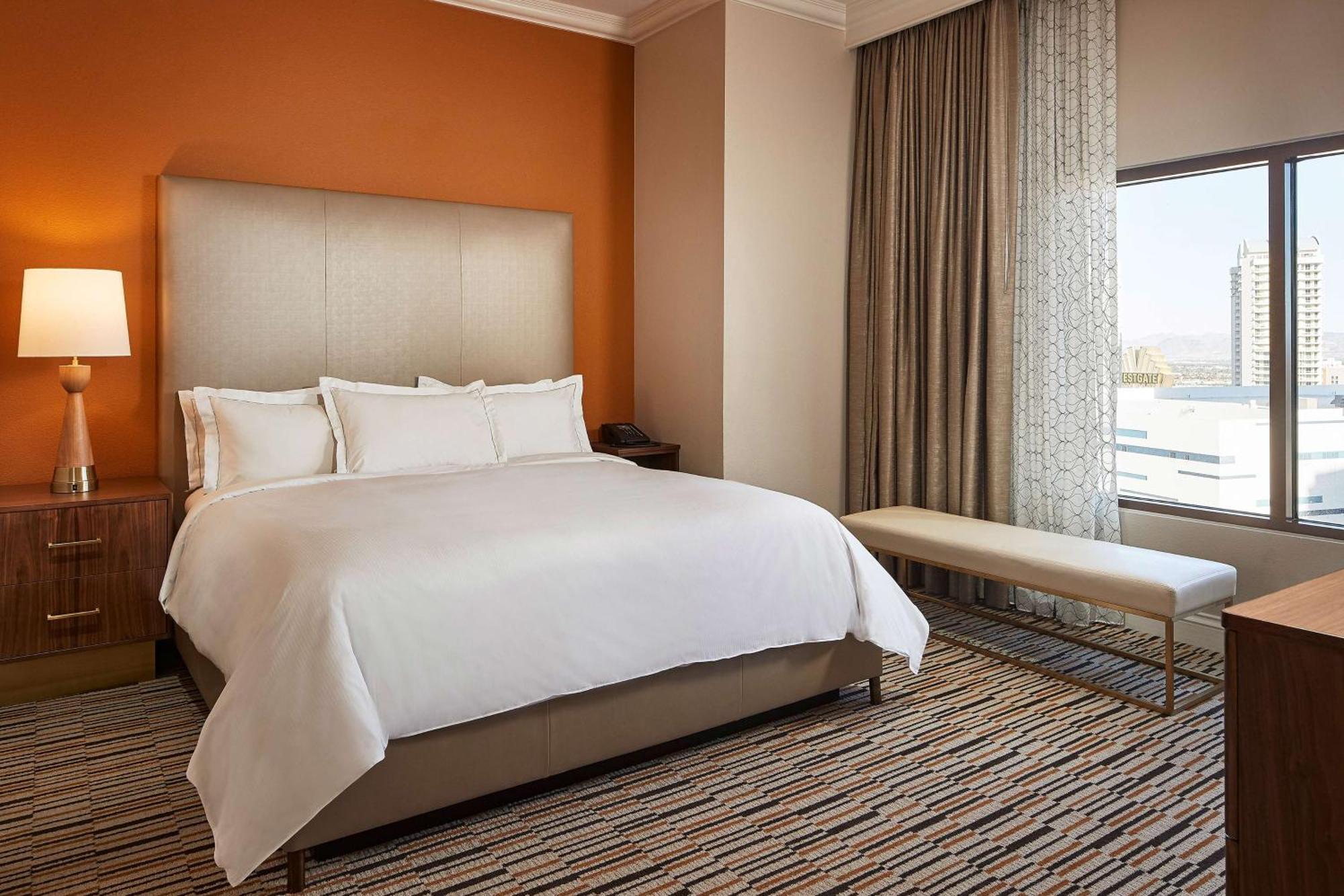 Suíte de 2 Quartos com 2 Camas King-size e Sofá-cama