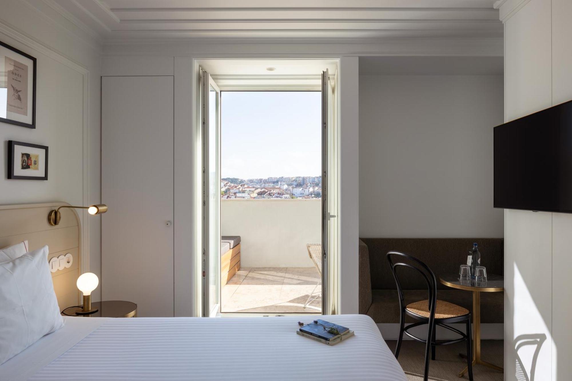 Double Room with Terrace and View,1279552528:JPEG