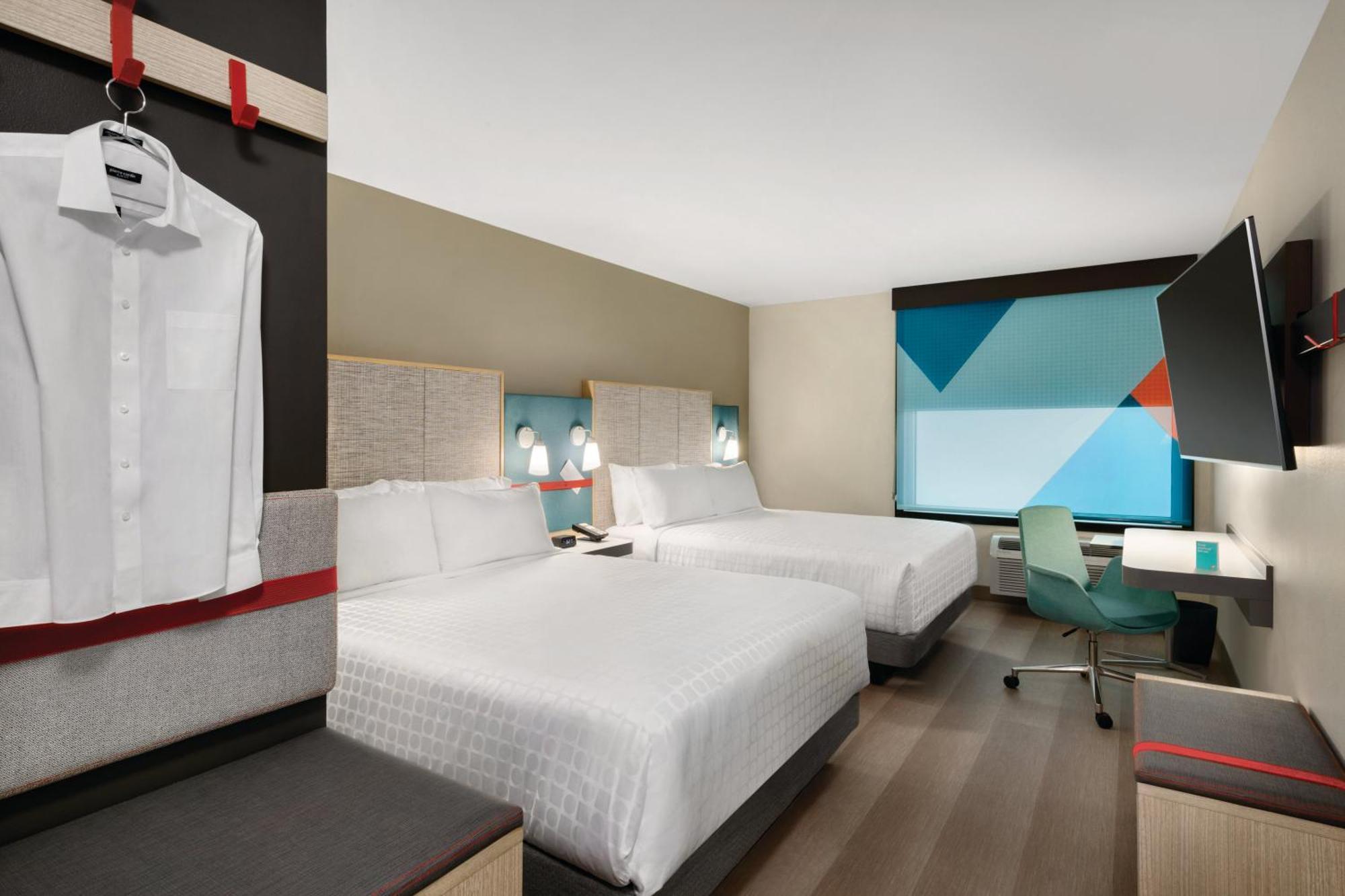 Standard Room with Two Queen Beds