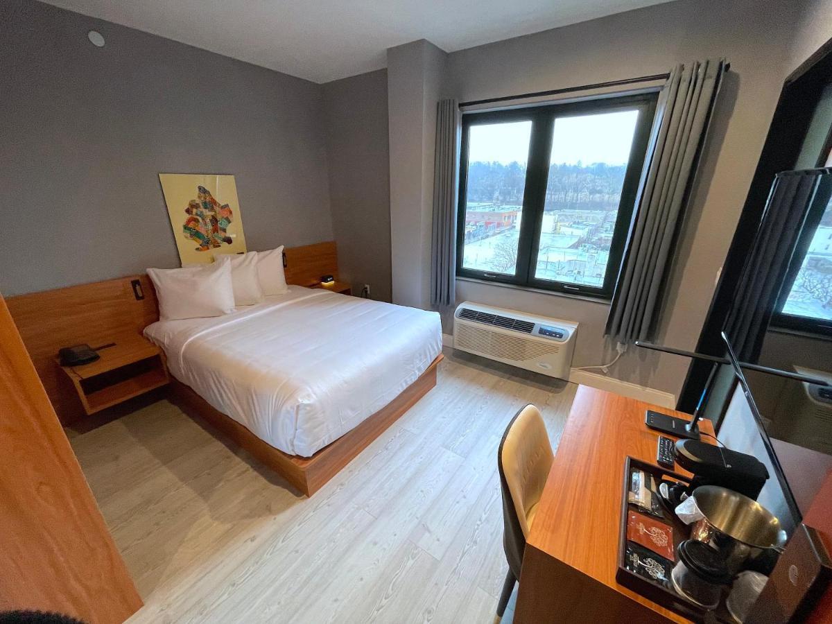 Habitación con vistas a la estatua de la Libertad - 1 cama grande - No fumadores