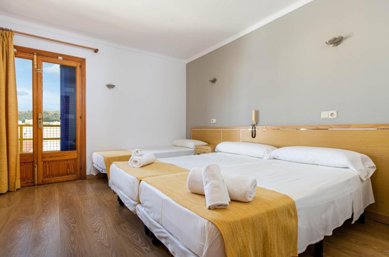 Chambre Triple avec Salle de Bains