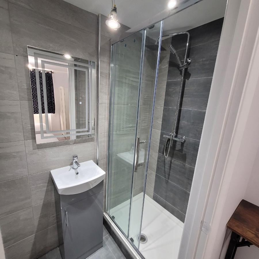 Vierpersoonskamer met Eigen Badkamer