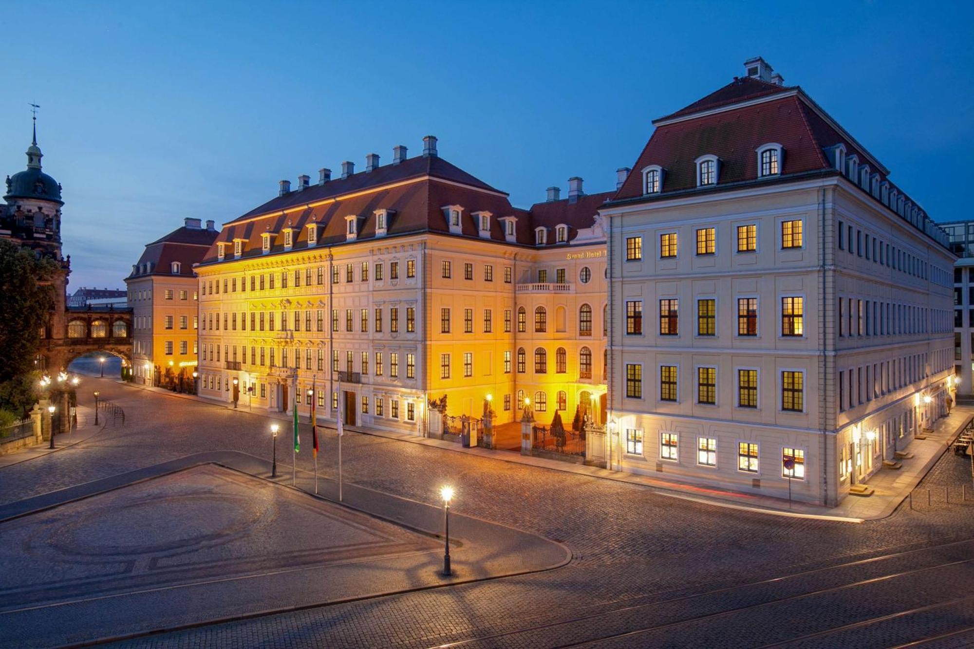 Junior Suite mit Blick auf das Schloss