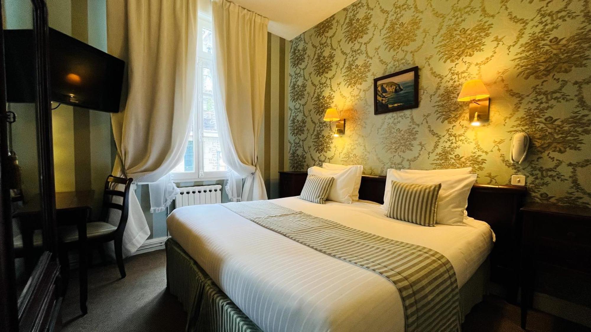 Double or Twin Room Street View