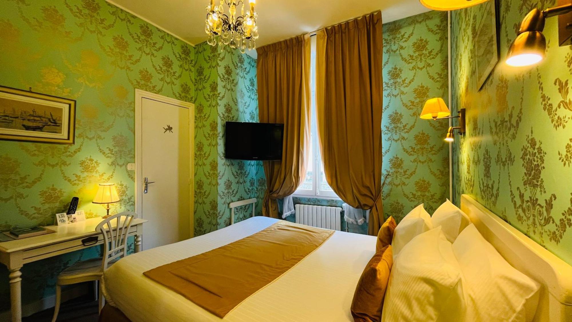 Double or Twin Room Street View