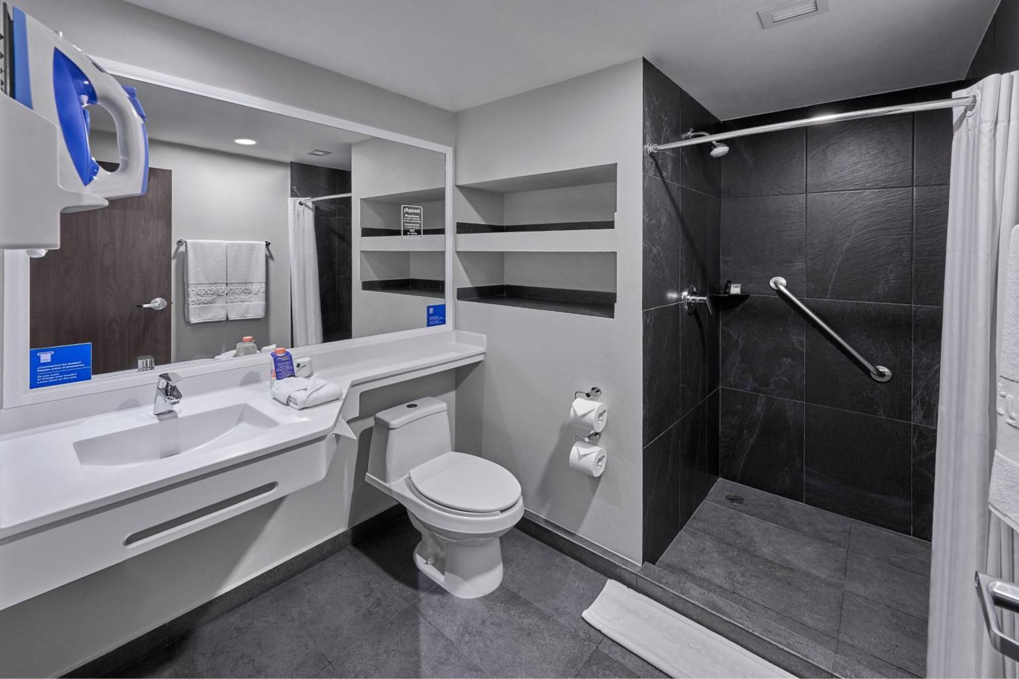 Habitación Doble Superior con sofá cama