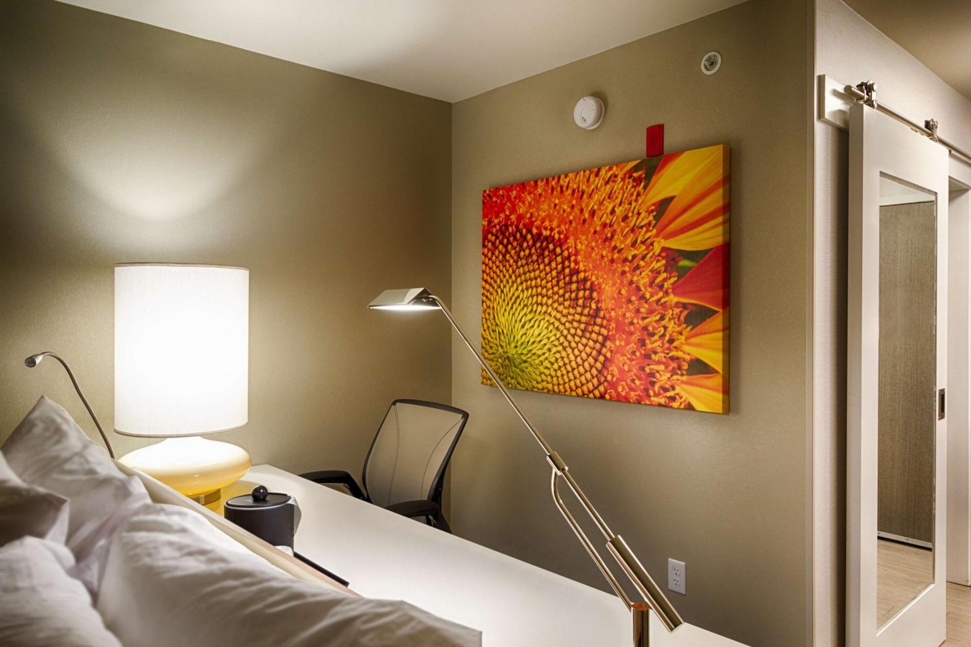 Deluxe King Room,1557388906:JPEG