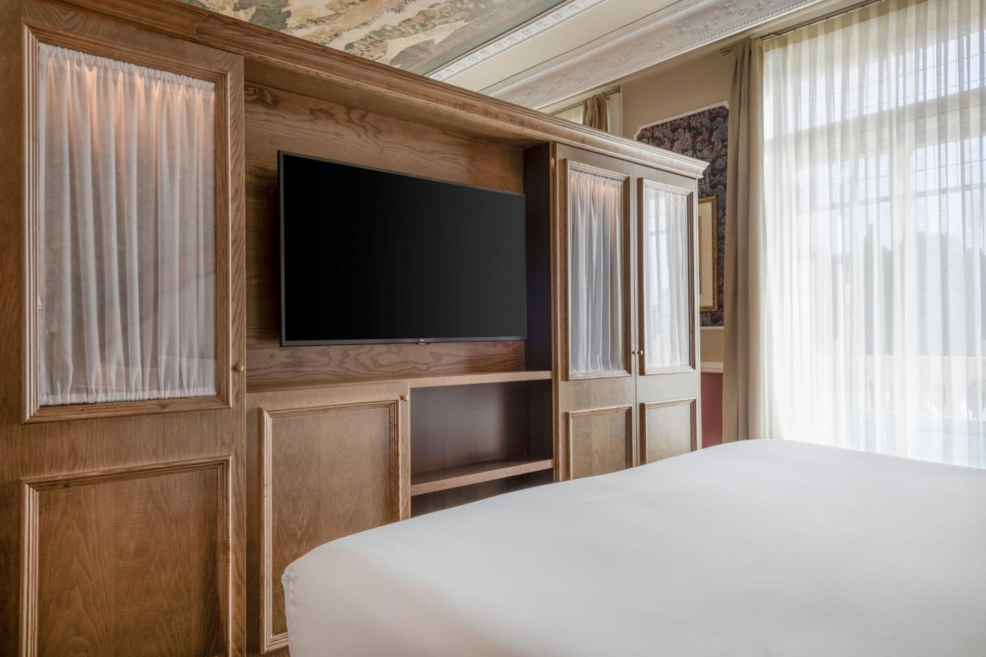 Junior Suite King,1572628265:JPEG