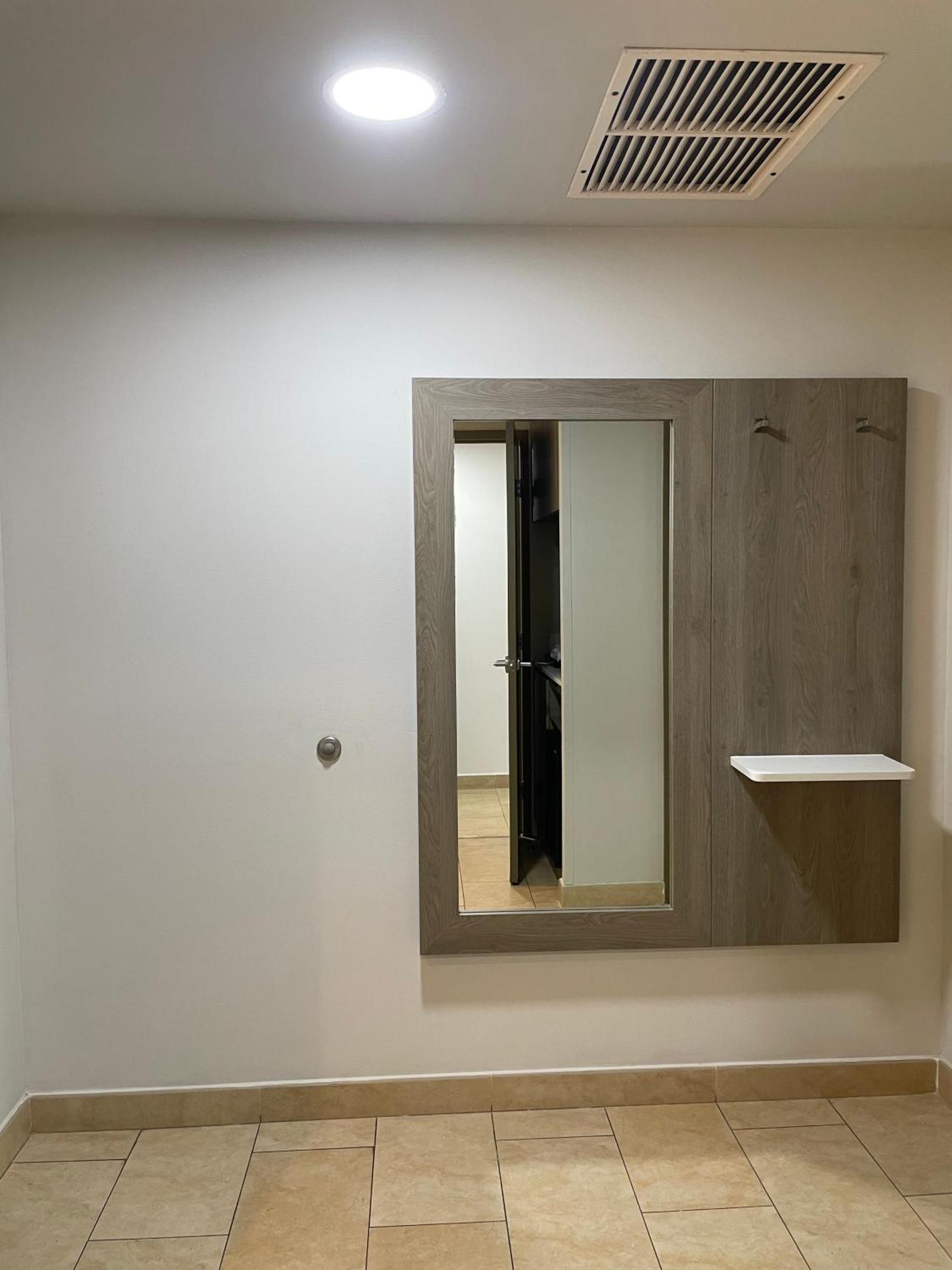 Standard Room,1574720345:JPEG