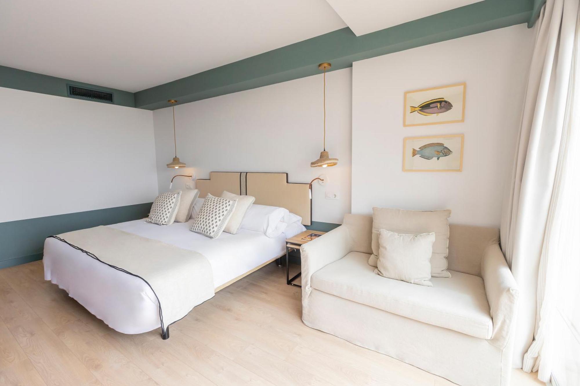 Triple Room with Sea View,1584421534:JPEG