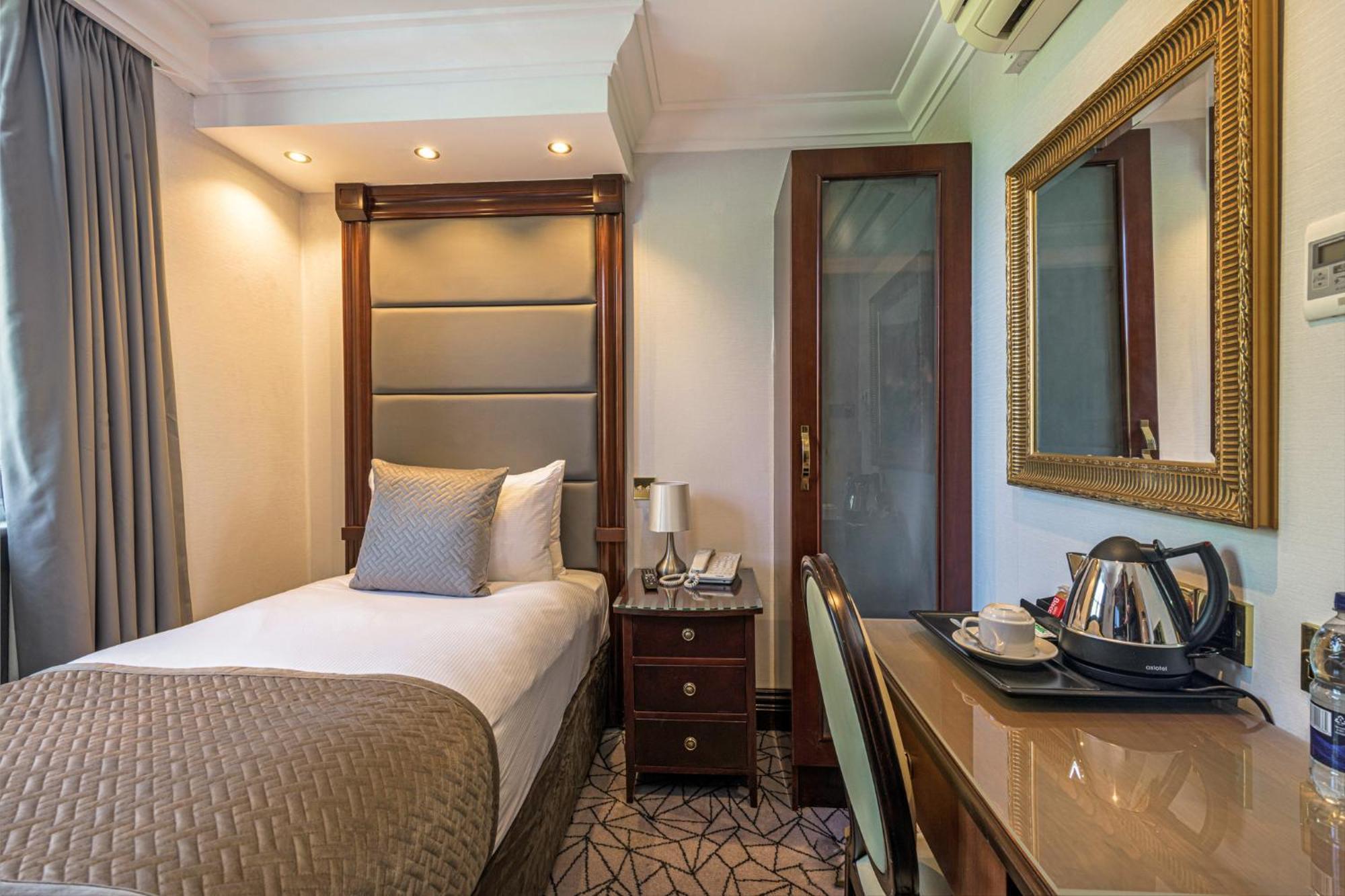Small Single Room,1586828127:JPEG