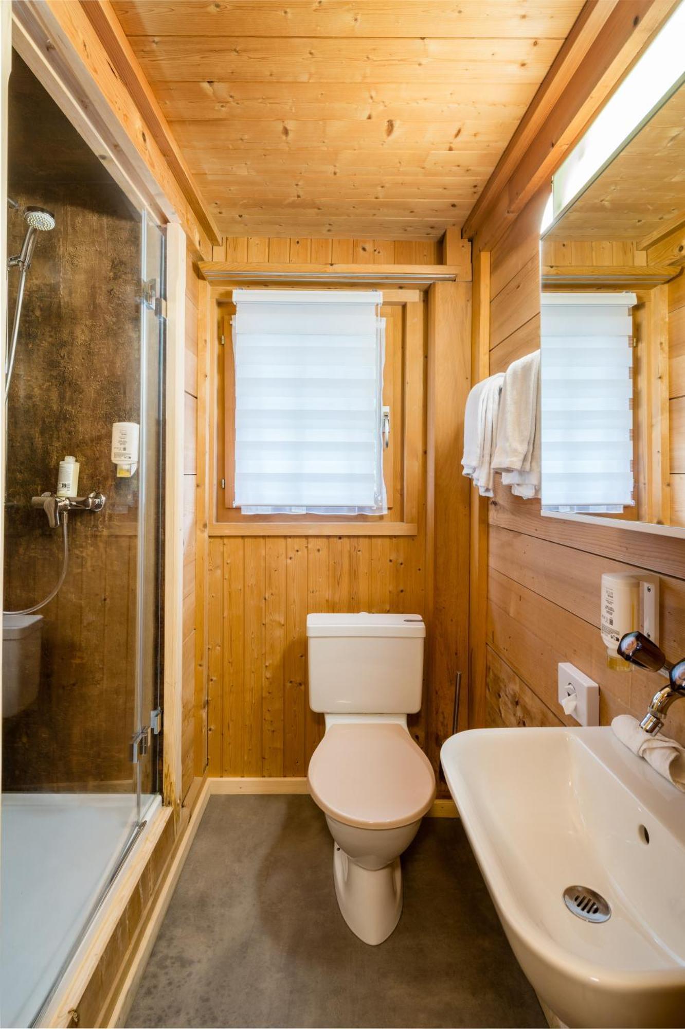 Classic Budget Double Room Mountain View