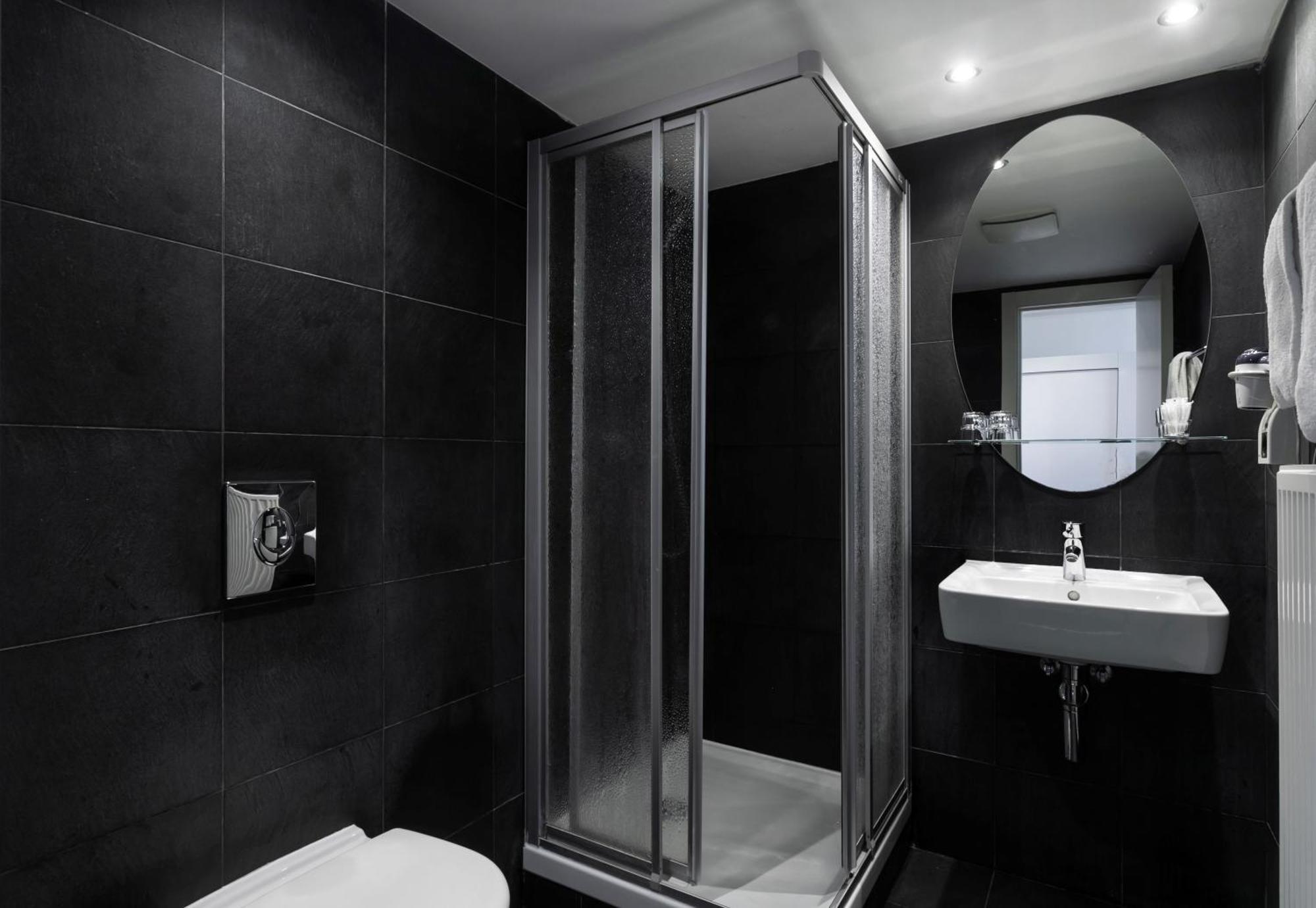 Chambre Double ou Lits Jumeaux