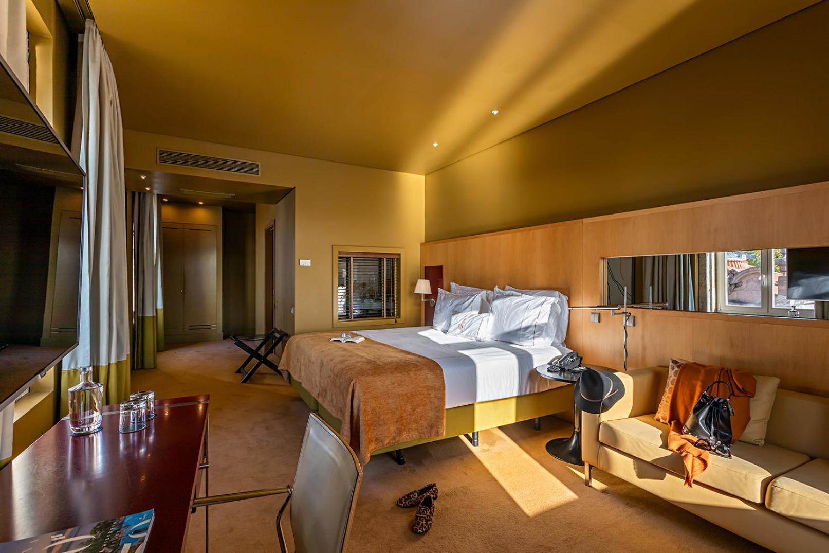 Deluxe Doppel-/Zweibettzimmer mit Flussblick