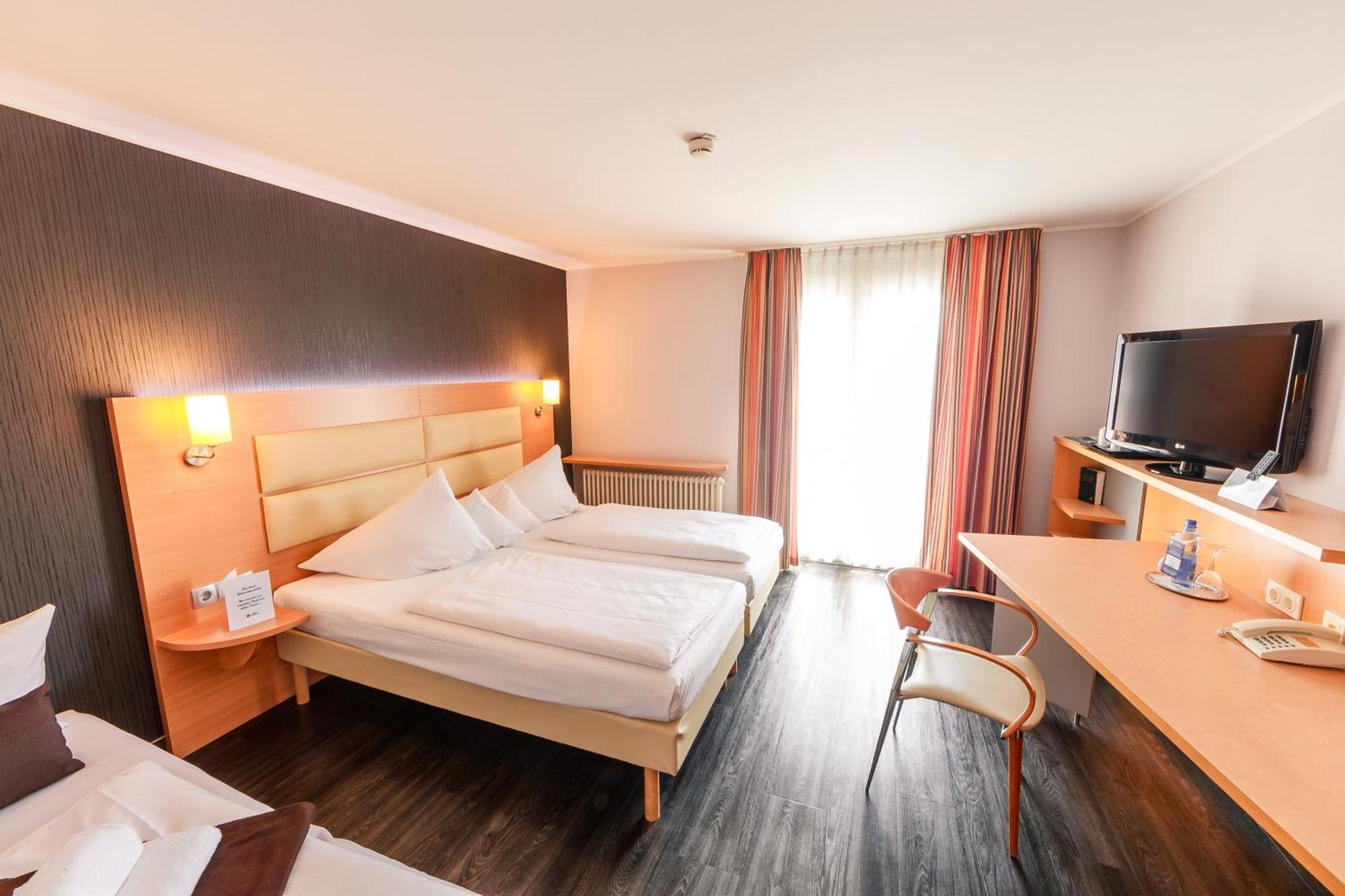 Junior Suite,1649891328:JPEG