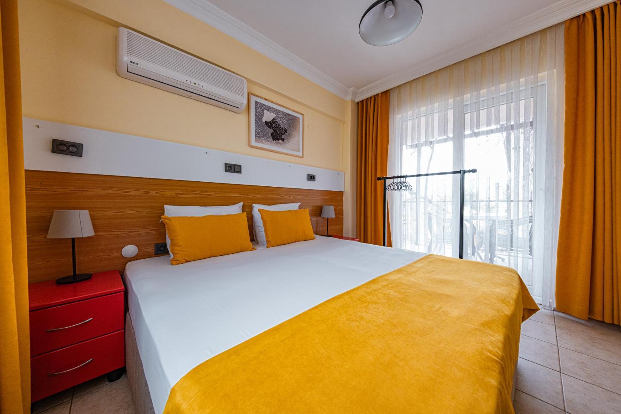 One-Bedroom Apartment (2 Adults)