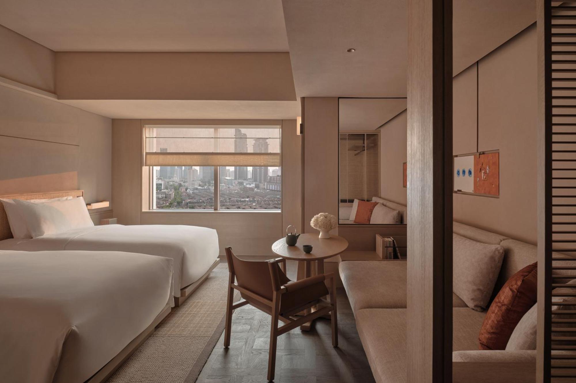 Twin Room with Shikumen View