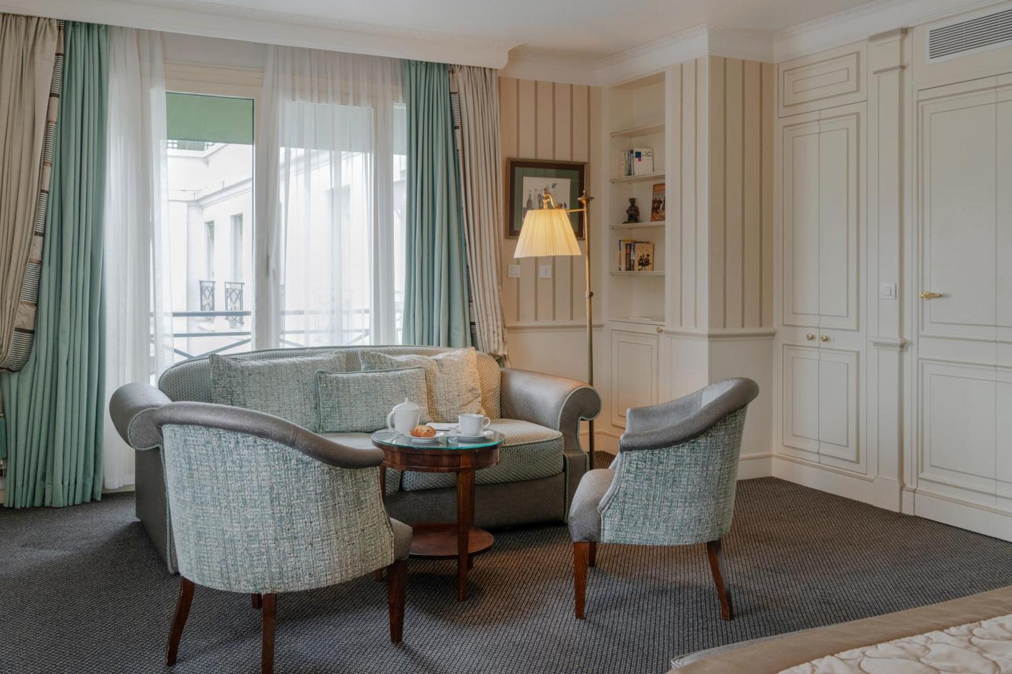 Junior Suite Avenue,1661635096:JPEG