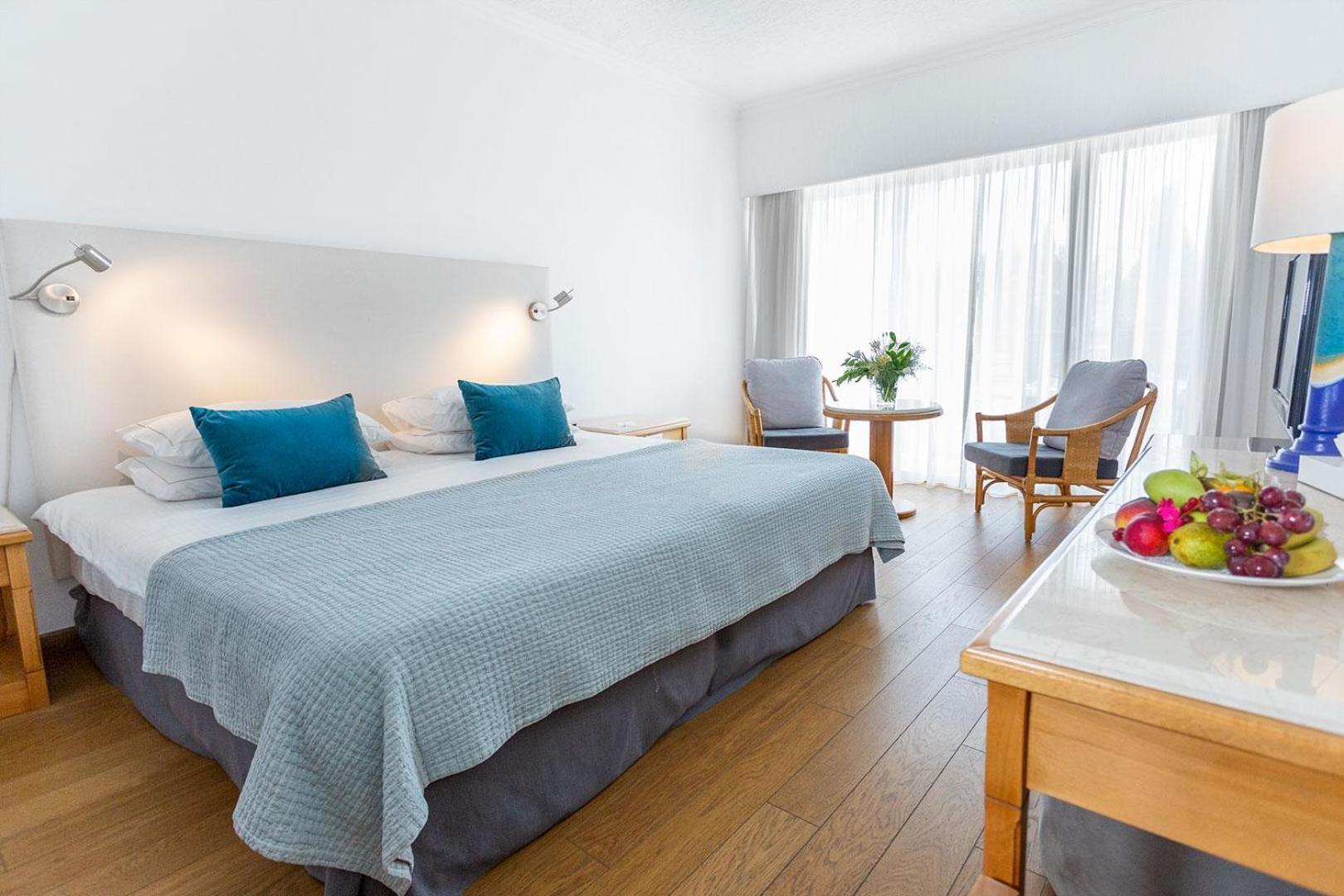 Tweepersoonskamer met 1 of 2 Bedden en Uitzicht op de Bergen