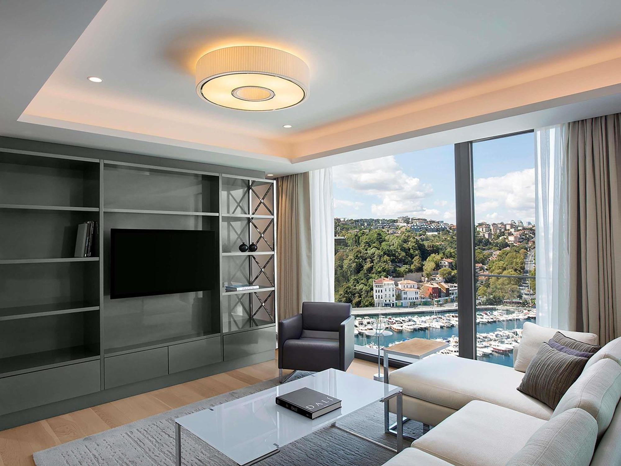 One-Bedroom Residence with Marina View