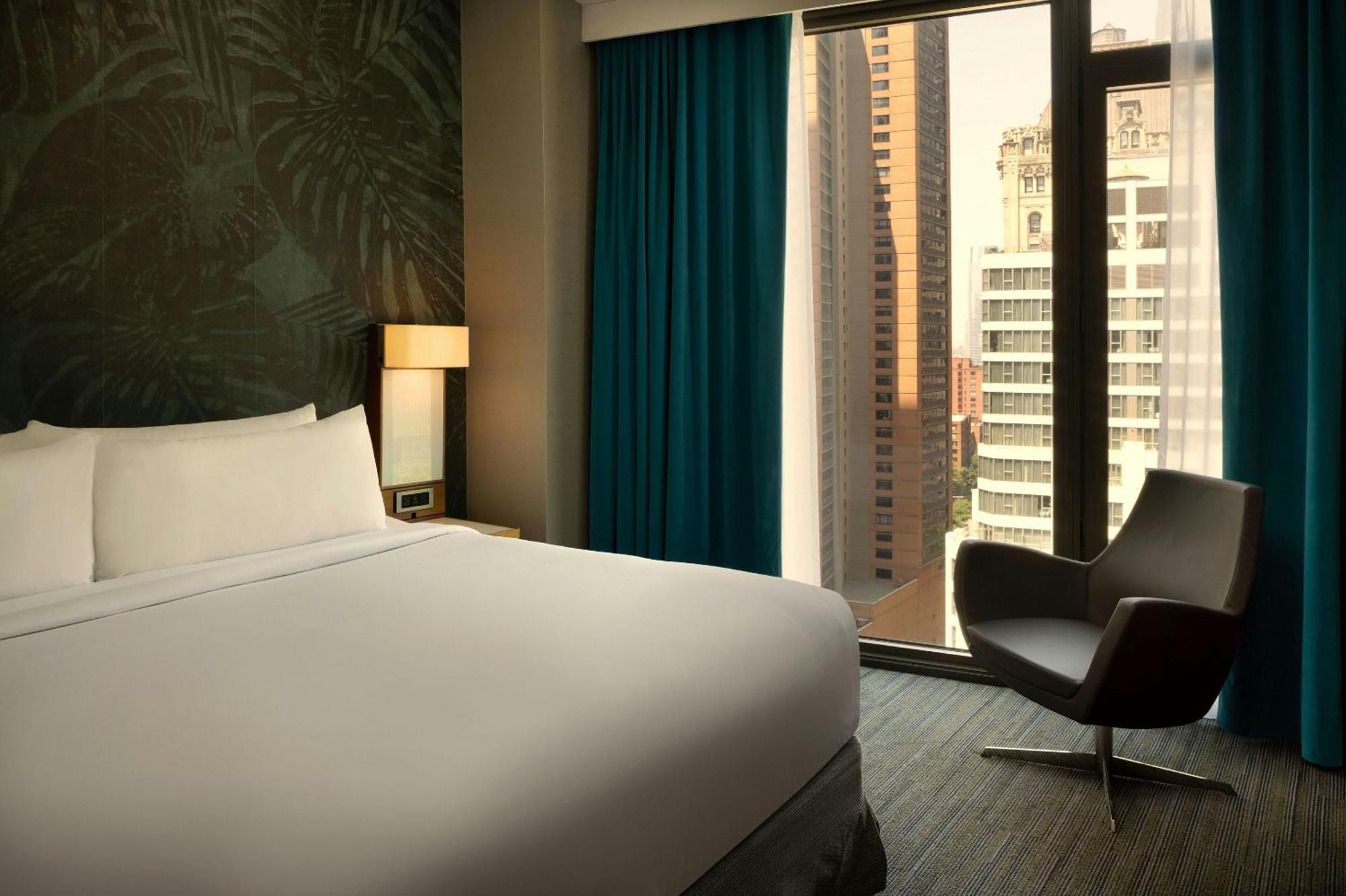 Quarto Superior com Cama King-size, Vista da Cidade e do Rio