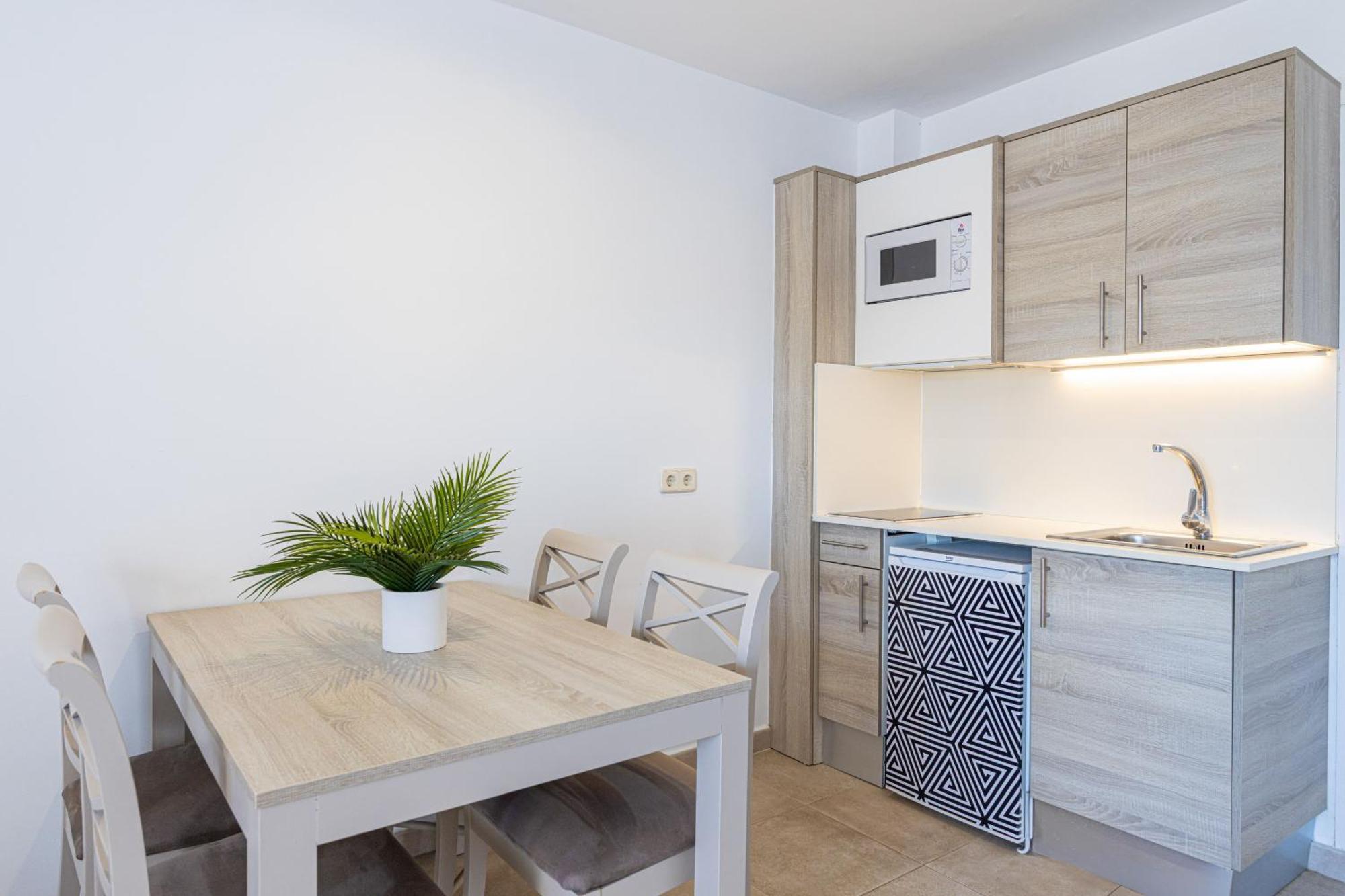 Superior Apartment,1756416794:JPEG
