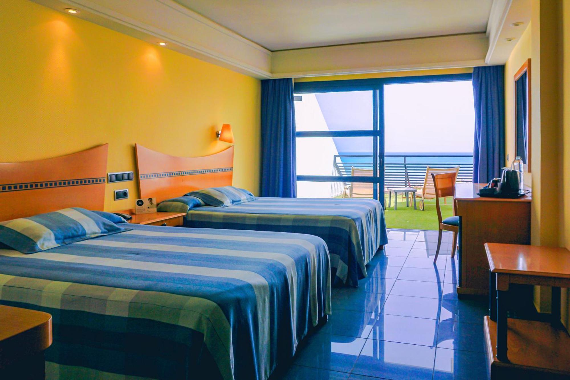 Twin Room with Sea View,1756513372:JPEG