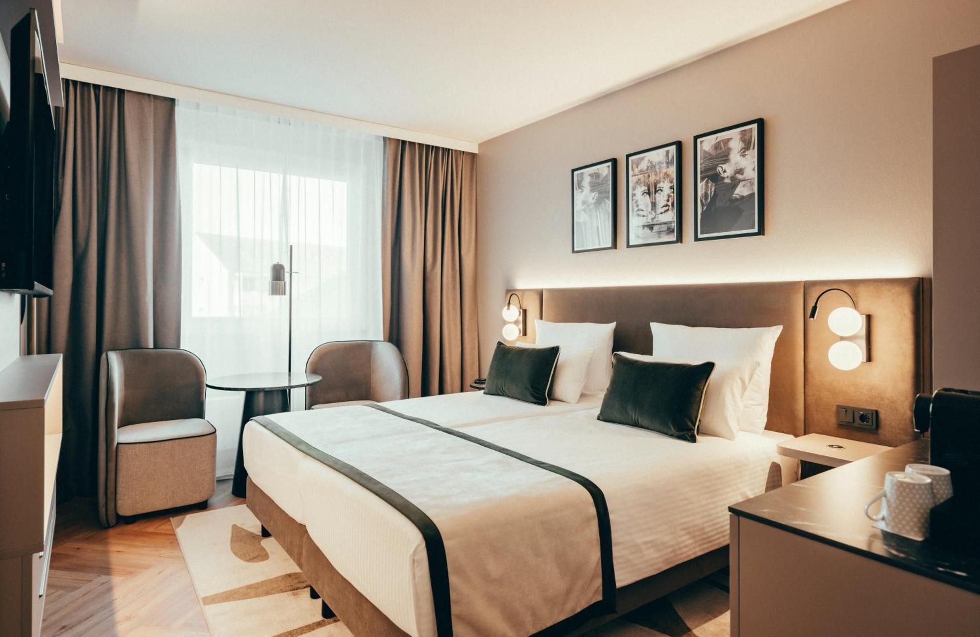 Comfort Double or Twin Room
