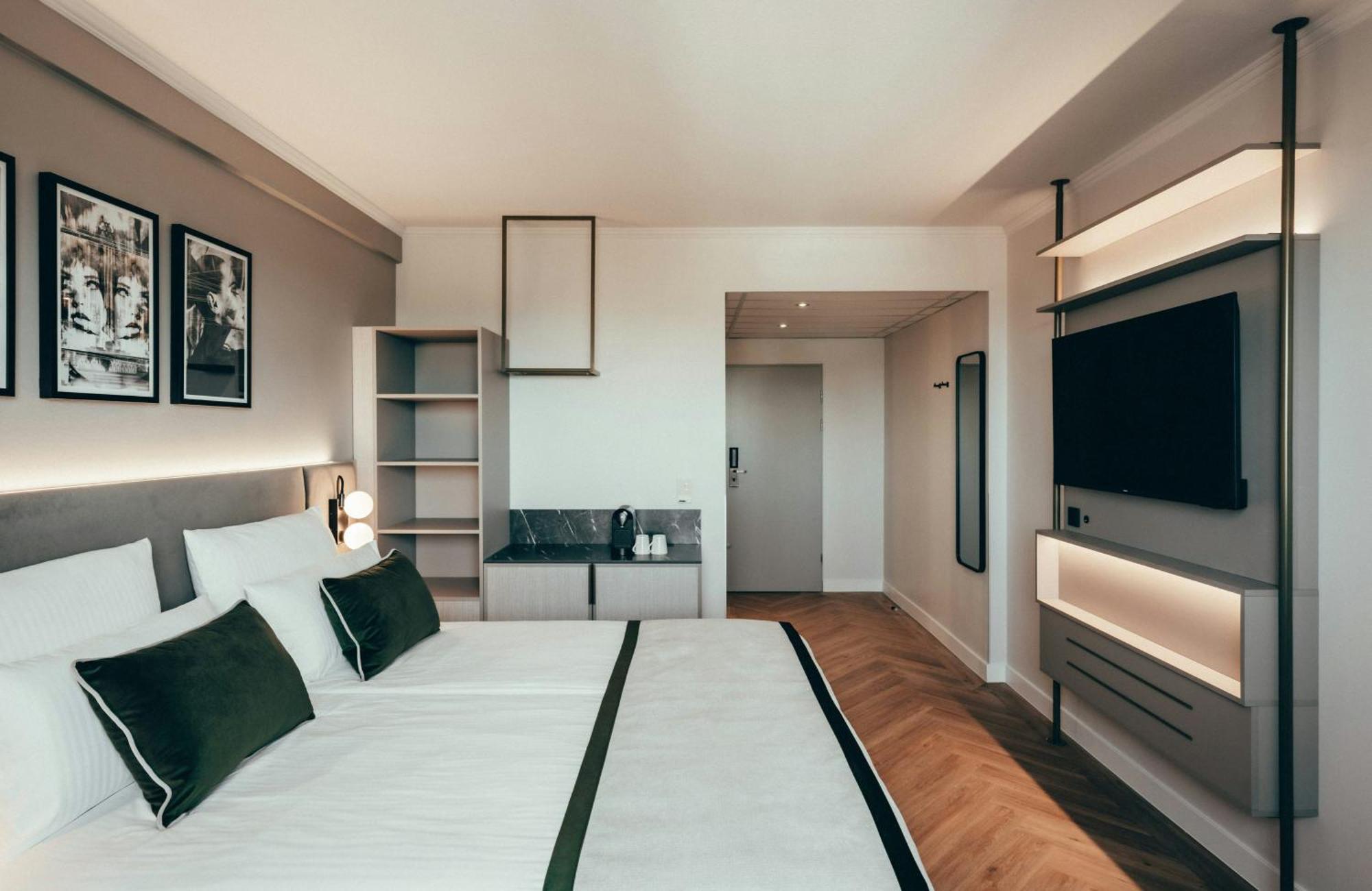 Superior Double or Twin Room