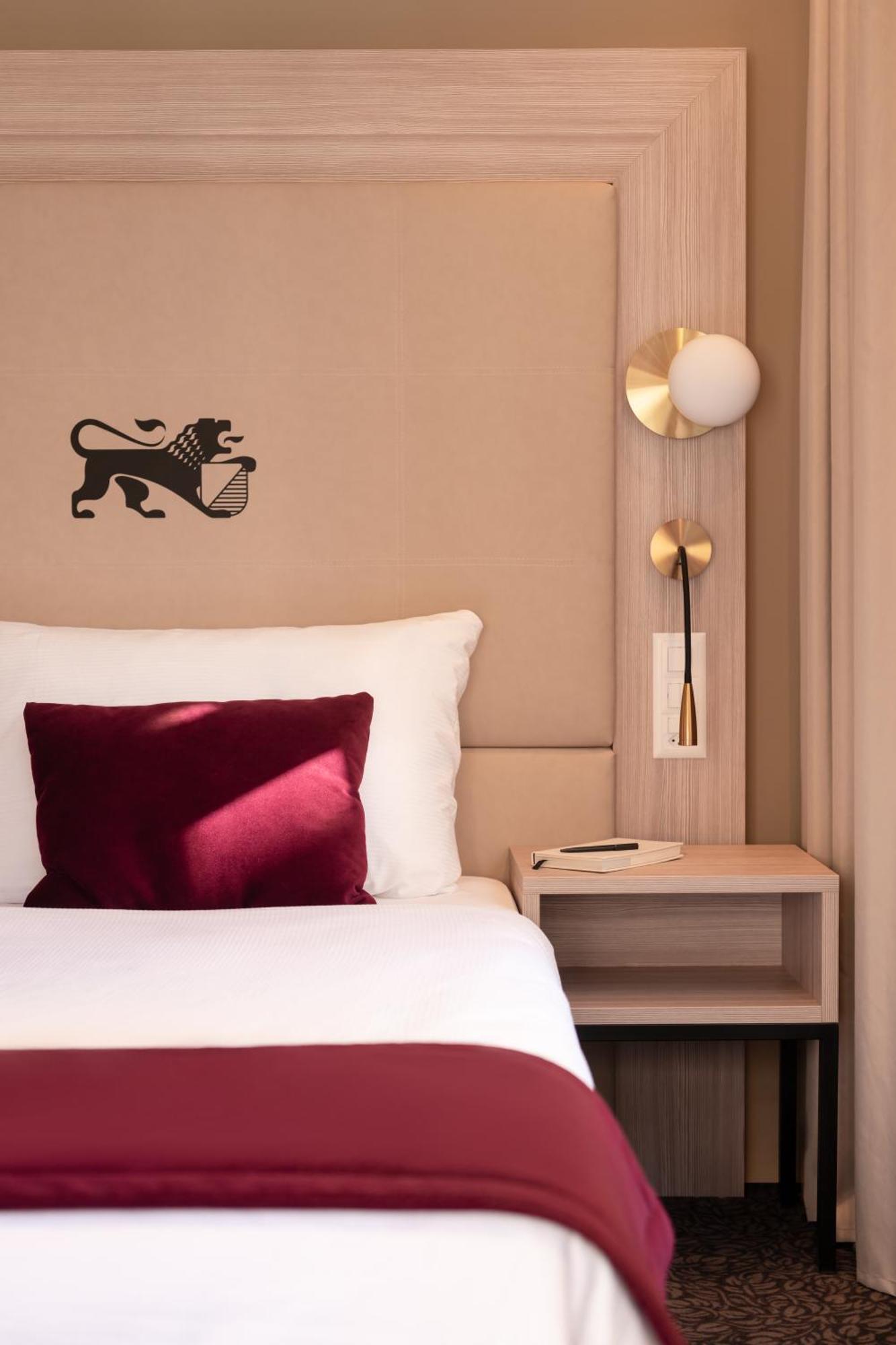 Deluxe Single Room