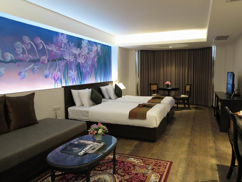 Deluxe Double or Twin Room