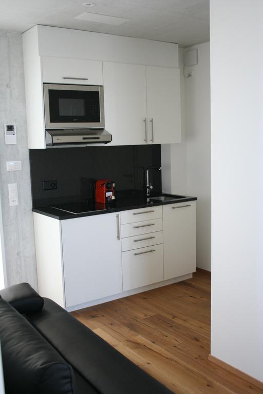 Apartment,665532696:JPEG