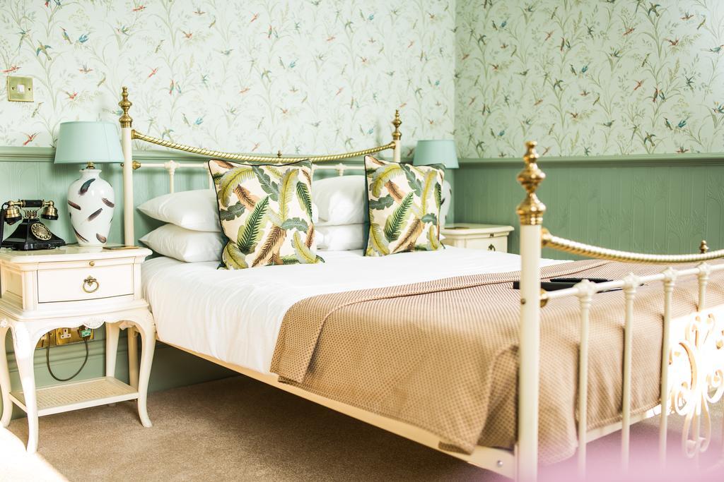 Superior Double Room,256175673:JPEG