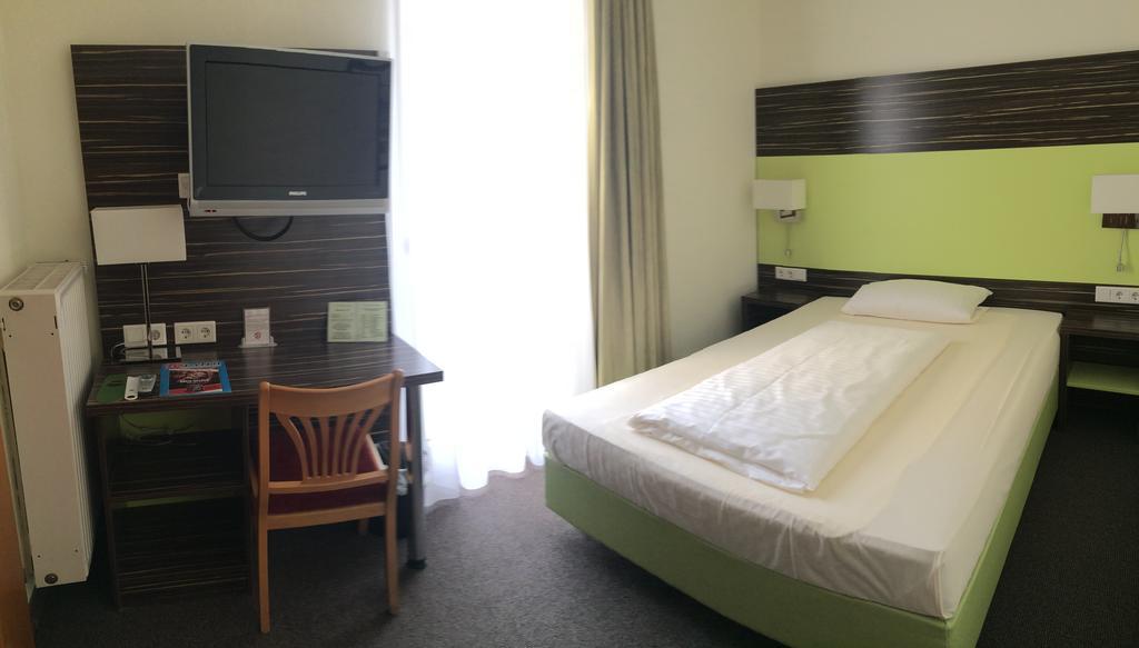 Standaard Tweepersoonskamer met Frans Bed