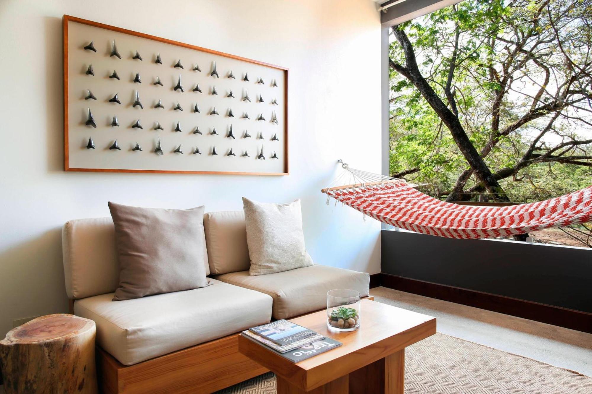 Bark Suite, 1 King, Resort View