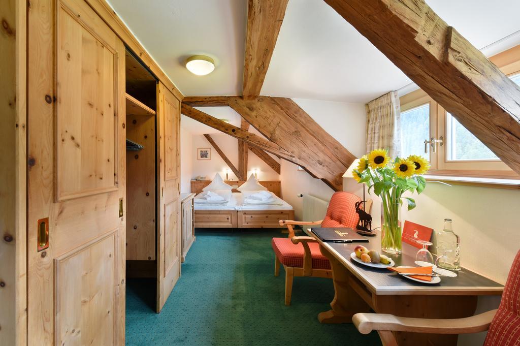 Economy Double Room with Shared Bathroom