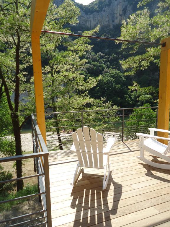 Tweepersoonskamer met Terras - Uitzicht op de Rivier