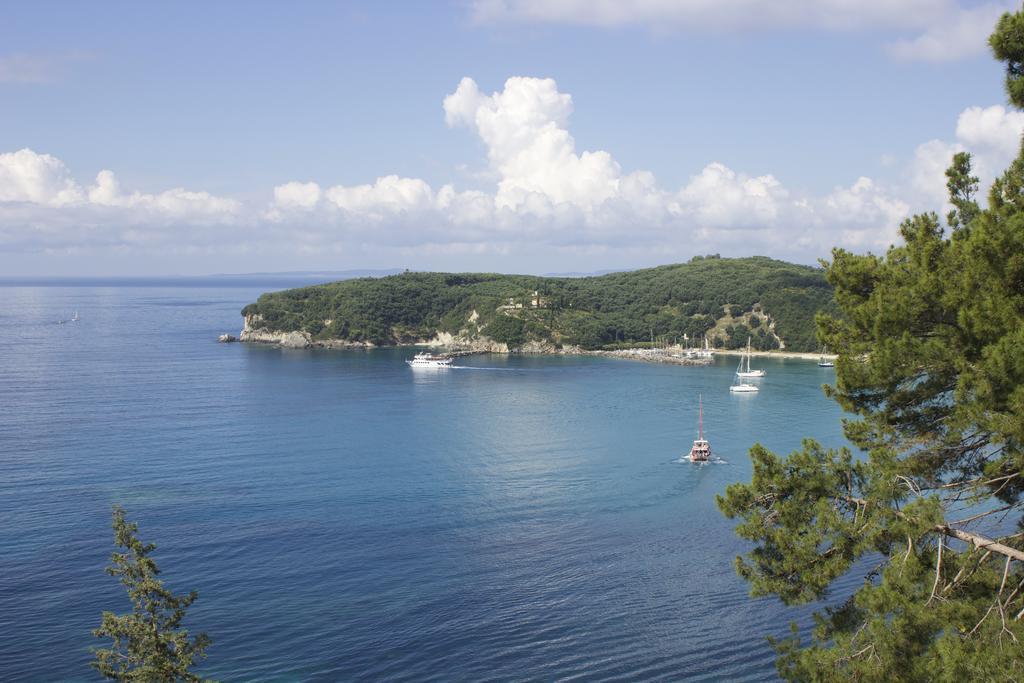 Deluxe Double or Twin Room with Sea View